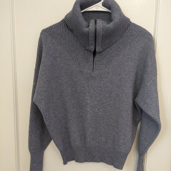 Tahari Quarter Zip Pulloever Sweater Men Sz S Gray - Picture 1 of 7